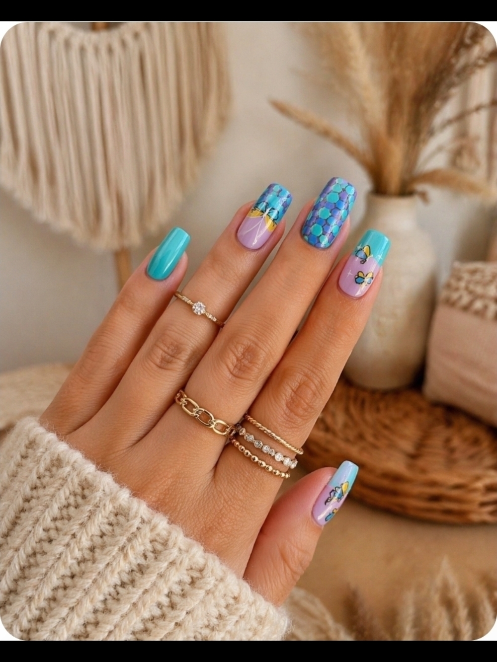 4/$15 Aqua & Lilac Butterfly Gel Nail Set Size Large Reusable W/ Adhesive